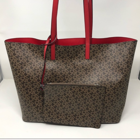 DKNY Brayden Signature Reversible Tote Mocha/Rouge - Picture 7 of 8